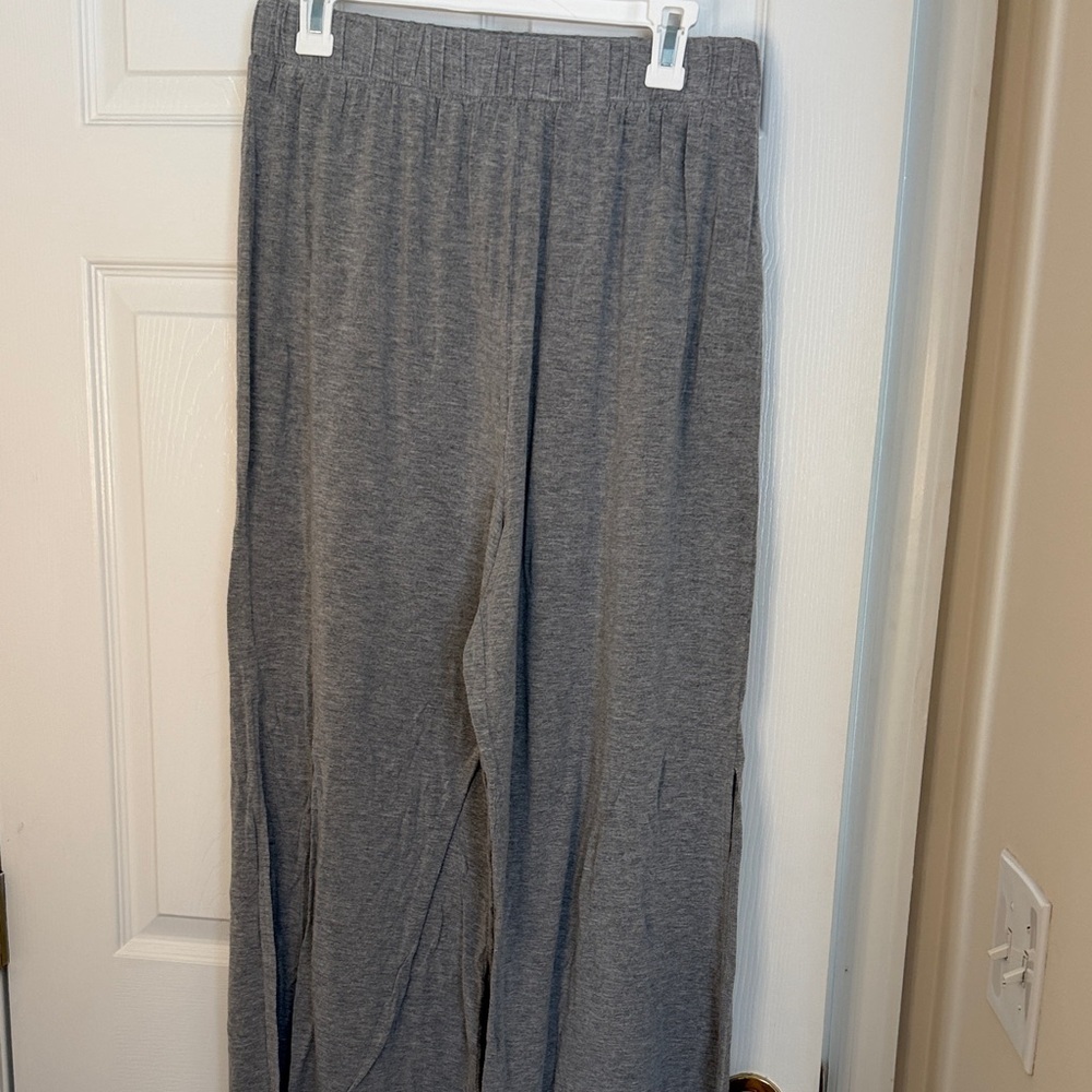 HYFVE Heather Grey Wide Leg Lounge Pants - Size Large